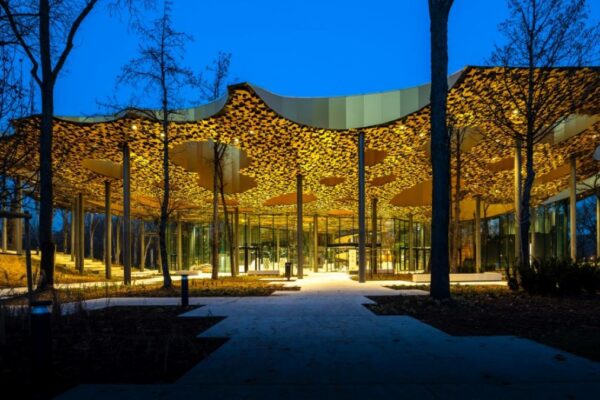 La Casa de la Música en Budapest tesoro cultural de Hungría